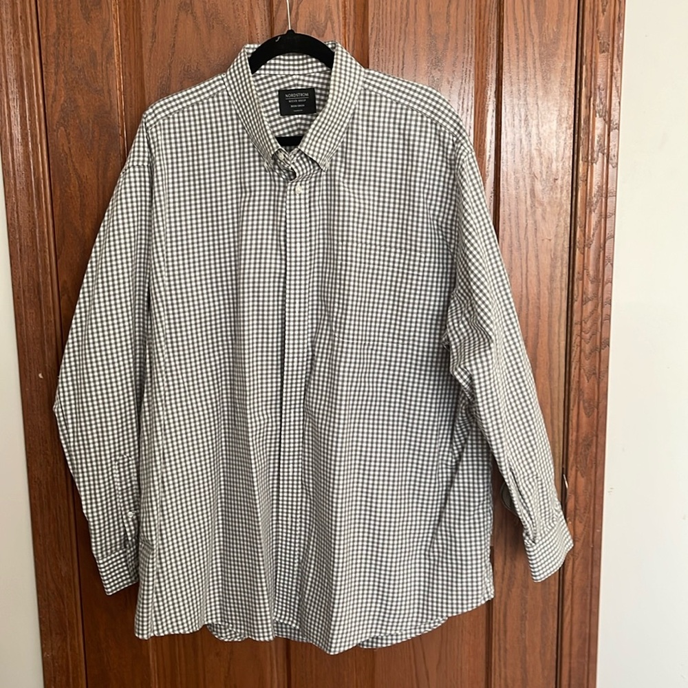 Men’s Nordstrom long sleeve dress shirt